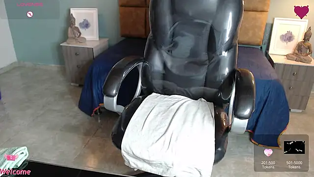 Barbiegomez online show from December 2024 03:37:01 AM