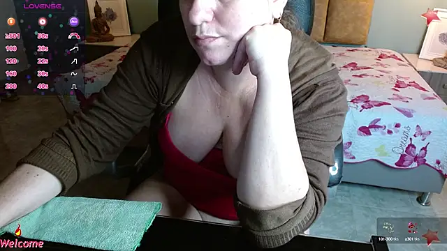 Barbiegomez online show from March 2025 09:21:01 AM