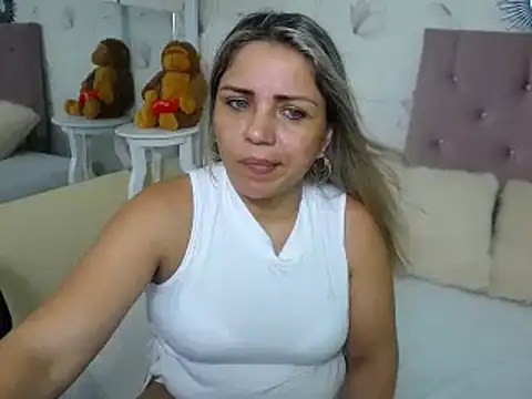 Snapshot of cum_bigass chatting on January 2025 06:35:01 PM cum bigass online show from January 2025 06:35:01 PM