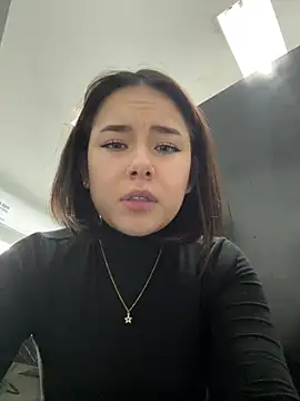 Snapshot of sammbunny chatting on December 2024 10:15:01 PM sammbunny online show from December 2024 10:15:01 PM