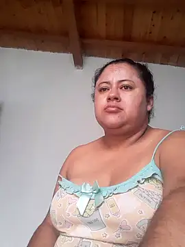 Snapshot of Monseratte21 chatting on December 2024 03:53:02 PM Monseratte21 online show from December 2024 03:53:02 PM