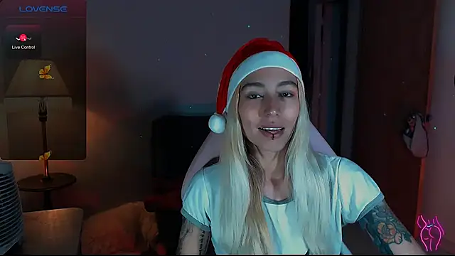 Saucy Jenn online show from December 2024 09:53:02 PM