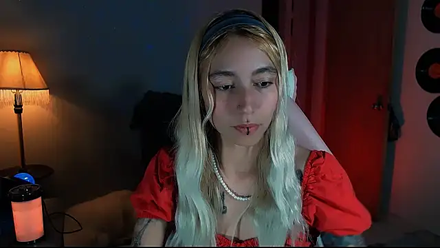 Saucy Jenn online show from December 2024 09:52:01 PM