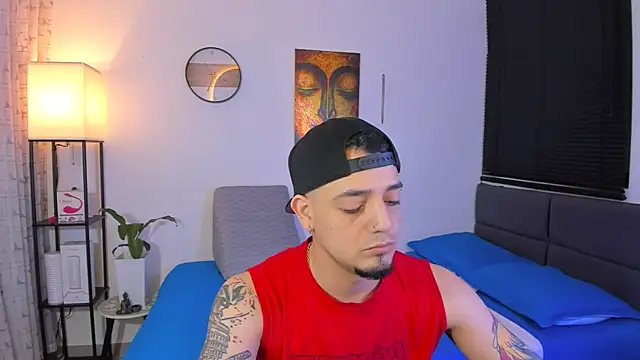 Snapshot of alejandro_calderon1 chatting on June 2026 02:27:01 AM alejandro calderon1 online show from June 2026 02:27:01 AM