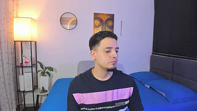 Snapshot of alejandro_calderon1 chatting on June 2026 03:15:01 AM alejandro calderon1 online show from June 2026 03:15:01 AM