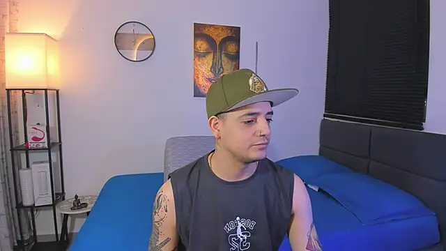 Snapshot of alejandro_calderon1 chatting on June 2026 03:02:01 AM alejandro calderon1 online show from June 2026 03:02:01 AM