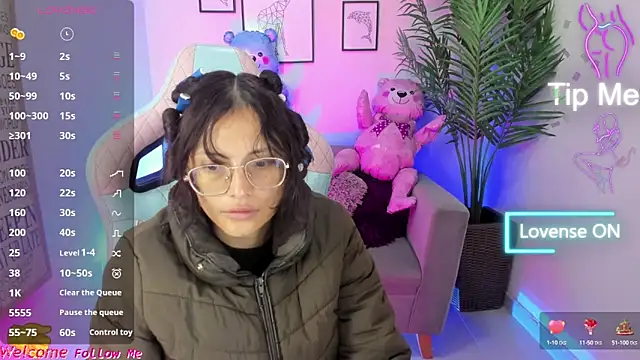 Kyomi chang online show from February 2025 12:13:02 PM