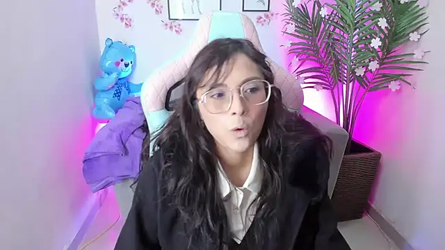 Kyomi chang online show from March 2025 12:53:02 PM