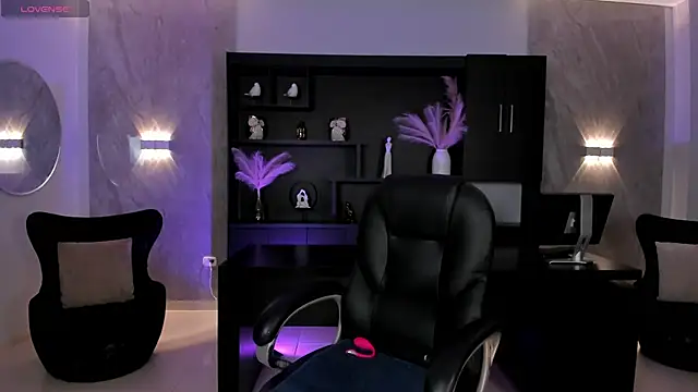 JennaOlsonX online show from December 2025 06:02:01 PM