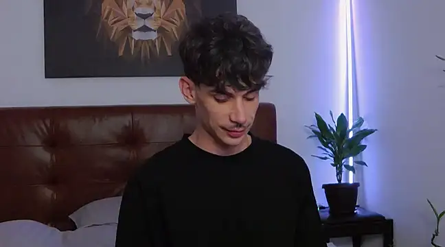 Snapshot of DanielCrush1 chatting on February 2025 09:25:01 PM DanielCrush1 online show from February 2025 09:25:01 PM