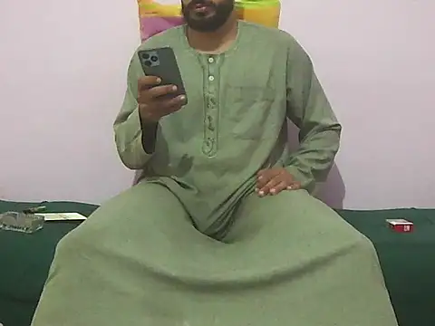 Snapshot of foxsanSs chatting on November 2025 01:38:02 AM foxsanSs online show from November 2025 01:38:02 AM