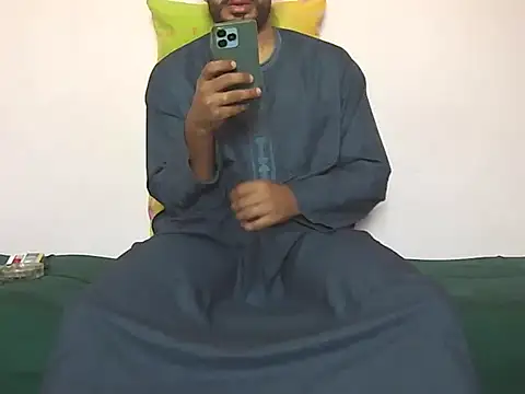 Snapshot of foxsanSs chatting on November 2025 11:21:02 AM foxsanSs online show from November 2025 11:21:02 AM