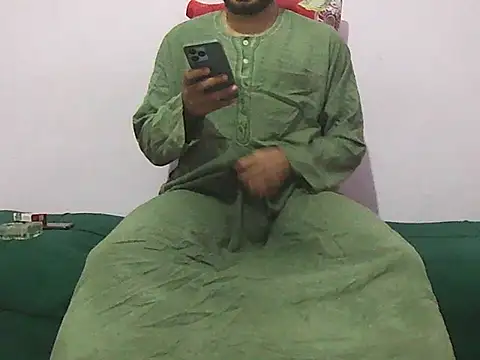 Snapshot of foxsanSs chatting on January 2026 02:14:02 AM foxsanSs online show from January 2026 02:14:02 AM