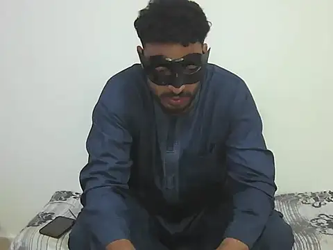 foxsanSs online show from May 2026 10:18:02 PM