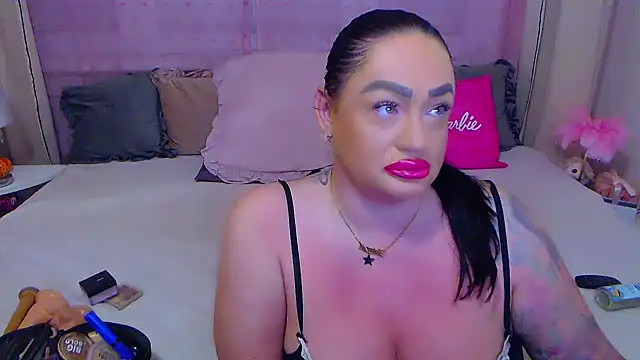 BustyVicky online show from October 2025 08:50:02 PM