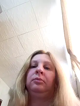 BustyBlond online show from April 2026 07:45:01 AM