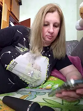 Snapshot of BustyBlond chatting on May 2026 04:26:01 PM BustyBlond online show from May 2026 04:26:01 PM