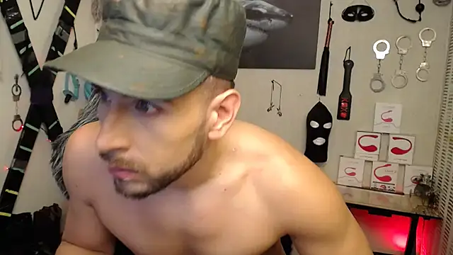 Snapshot of bayronfit chatting on February 2025 12:46:01 AM bayronfit online show from February 2025 12:46:01 AM