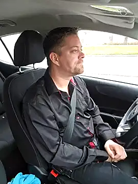 Trucker Hunter online show from December 2024 11:33:01 AM