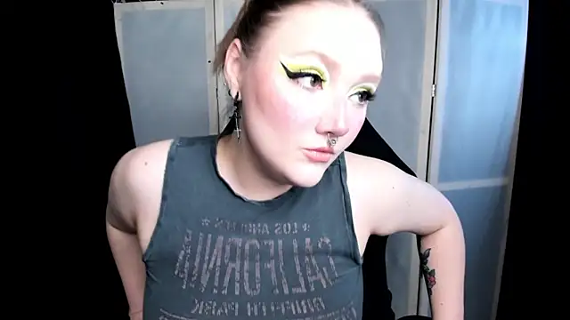 YourDyingBride online show from November 2025 01:55:01 AM