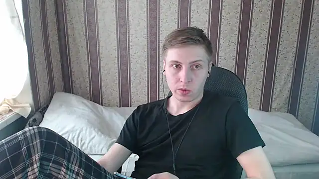 darienlarge online show from March 2025 10:37:01 AM