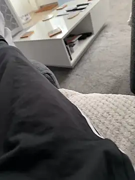 Snapshot of Furdale chatting on October 2025 02:42:02 PM Furdale online show from October 2025 02:42:02 PM