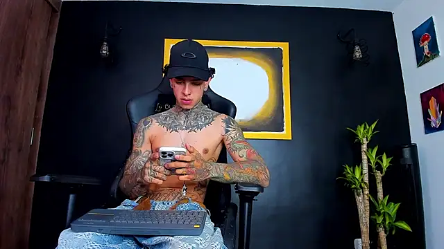 Aron ford online show from December 2024 03:04:01 PM