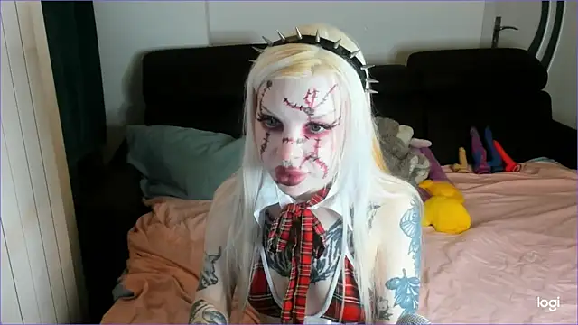 HelenGoat online show from November 2025 02:35:02 AM