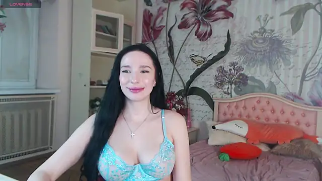 AliciaBow online show from March 2025 05:07:02 PM