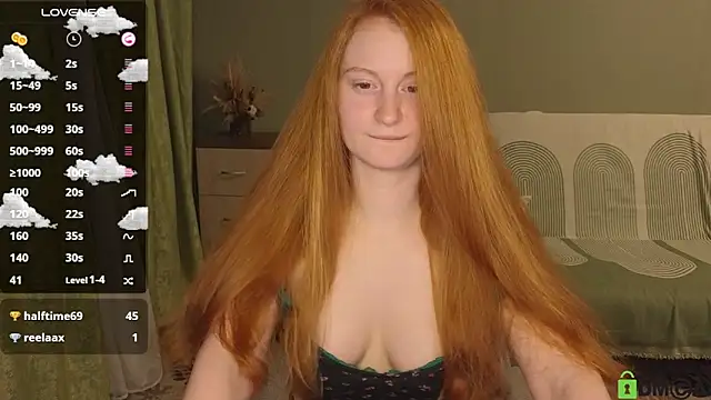 Snapshot of astoria_ross_ chatting on February 2025 03:32:01 PM astoria ross online show from February 2025 03:32:01 PM