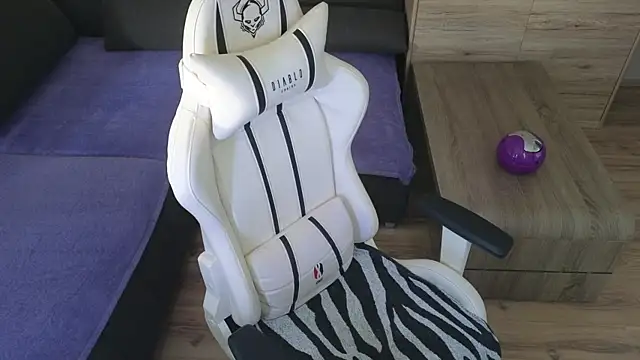 MolligSpielle online show from September 2025 09:36:02 AM