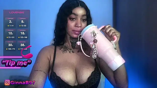 GinnaBolton online show from October 2025 01:04:02 AM