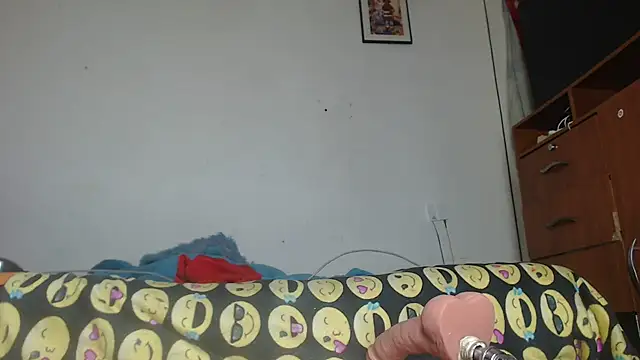 Snapshot of Devill_x chatting on May 2026 08:13:02 PM Devill x online show from May 2026 08:13:02 PM