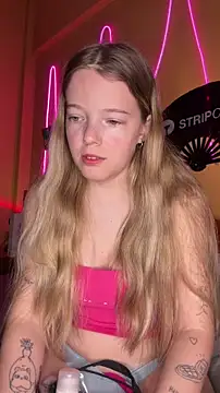 Snapshot of -veranito- chatting on February 2026 03:04:02 AM -veranito- online show from February 2026 03:04:02 AM