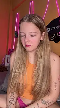 -veranito- online show from April 2026 03:09:01 AM