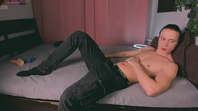 Snapshot of NigelStriker chatting on February 2025 04:35:02 PM NigelStriker online show from February 2025 04:35:02 PM