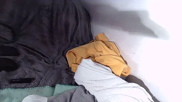 Tobi907790 online show from November 2025 07:38:01 PM