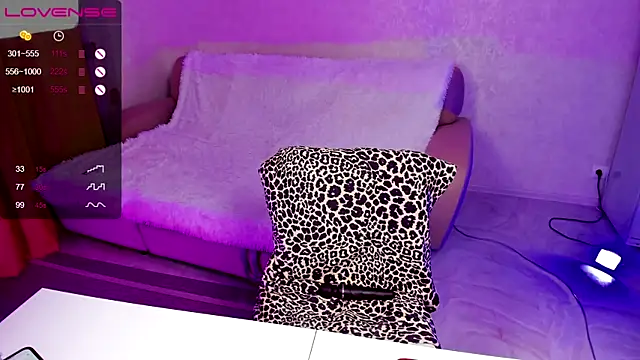 Rose-Baby online show from December 2024 04:38:02 PM