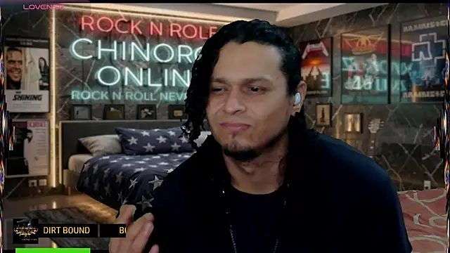 Snapshot of chino_roz chatting on June 2026 07:18:01 AM chino roz online show from June 2026 07:18:01 AM