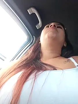 Latina sexy1 online show from September 2025 05:25:01 PM