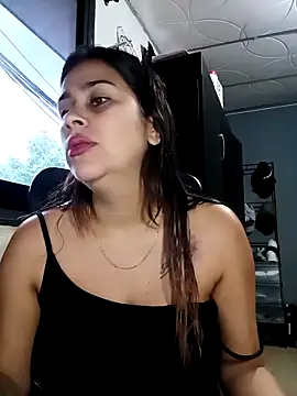 Latina sexy1 online show from February 2026 12:34:01 PM