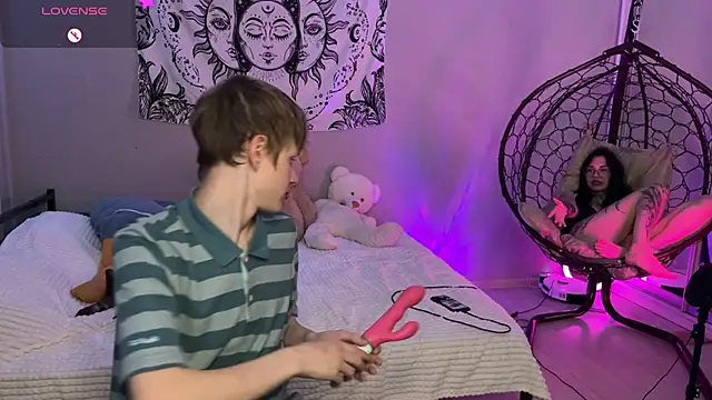 Laura Key online show from July 2026 05:29:02 PM