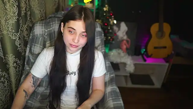 delicatedBailey online show from February 2025 03:17:02 PM