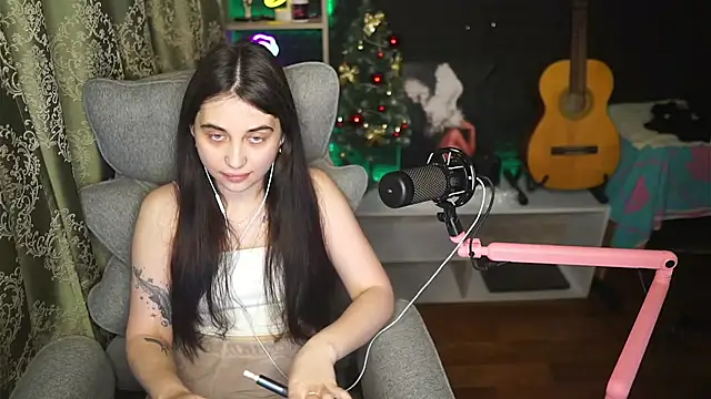 delicatedBailey online show from January 2026 03:37:02 PM