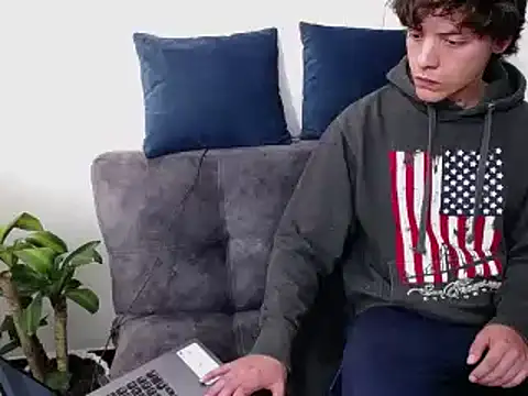 Santiago kiler online show from December 2024 08:37:01 PM