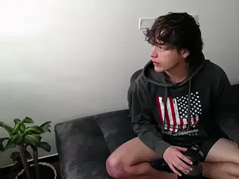 Santiago kiler online show from January 2025 04:54:01 PM