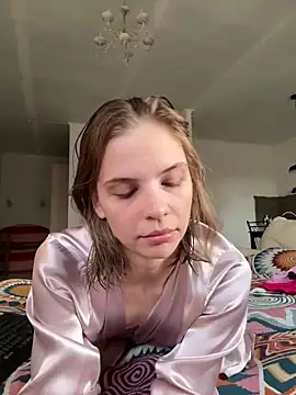 LeyaJohnson online show from October 2025 01:45:02 PM