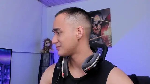 Snapshot of AlexRivera6 chatting on December 2024 12:26:02 AM AlexRivera6 online show from December 2024 12:26:02 AM