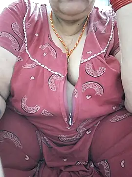 Snapshot of Kavya_XX chatting on September 2025 12:25:01 AM Kavya XX online show from September 2025 12:25:01 AM