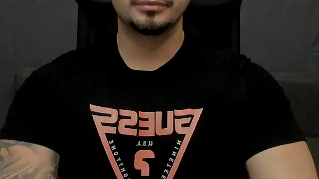 TonyWilcox online show from November 2025 04:58:02 AM